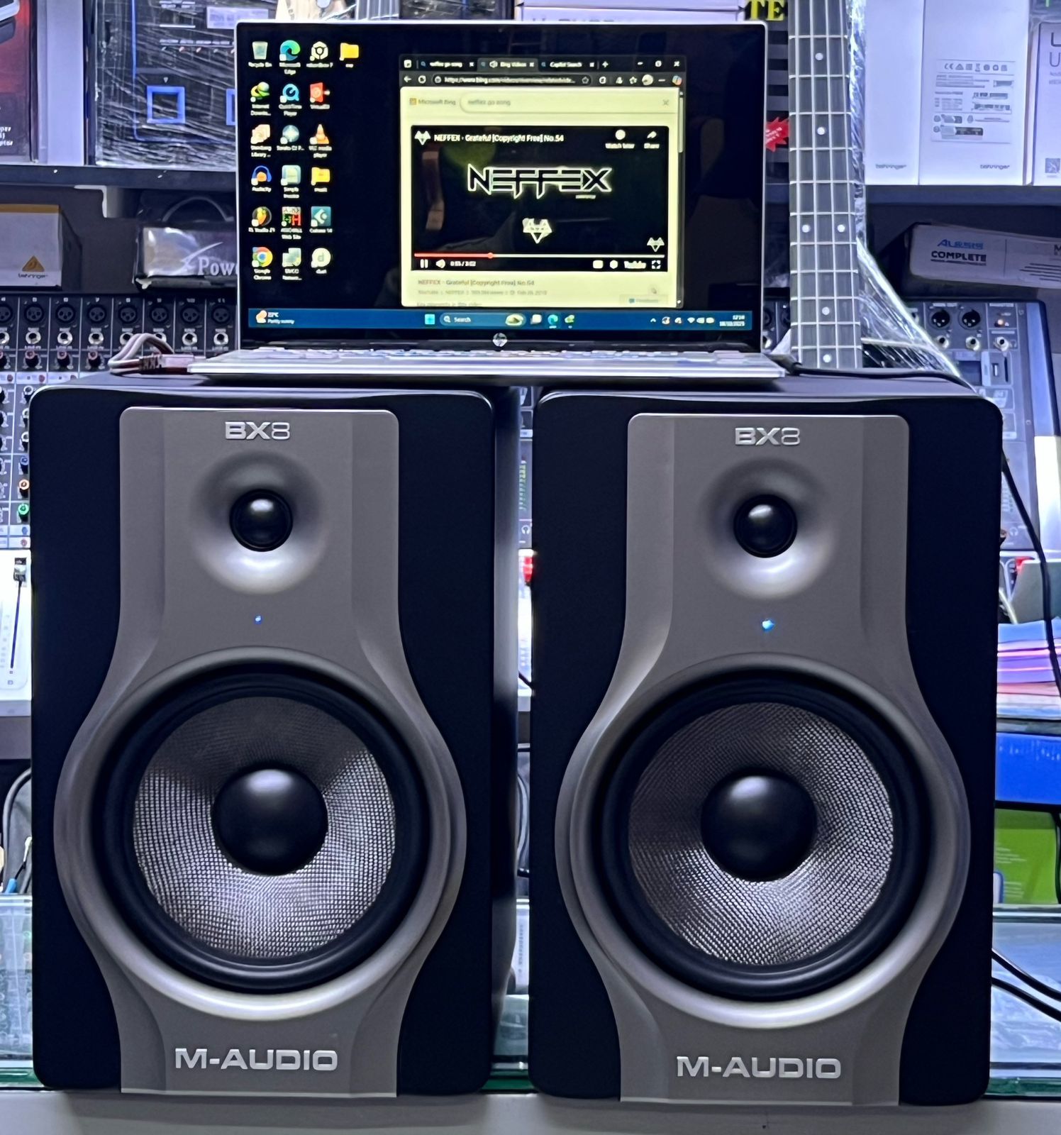M-Audio BX8 Carbon Studio Monitor Speakers (Pair) | Professional Studio Reference Monitors - Image 5