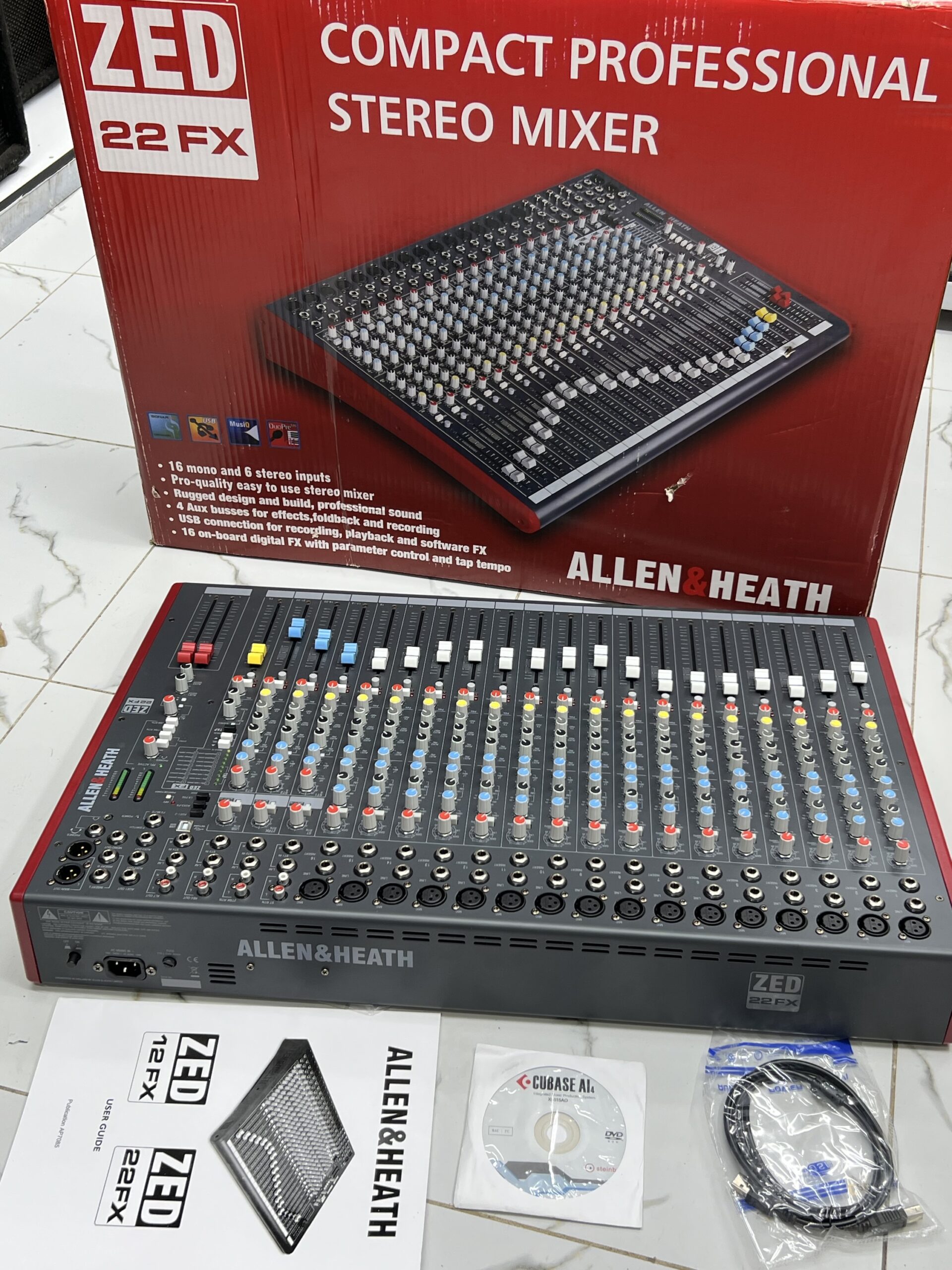 Allen & Heath ZED-22FX 22-Channel Mixer with USB Interface and Onboard Effects