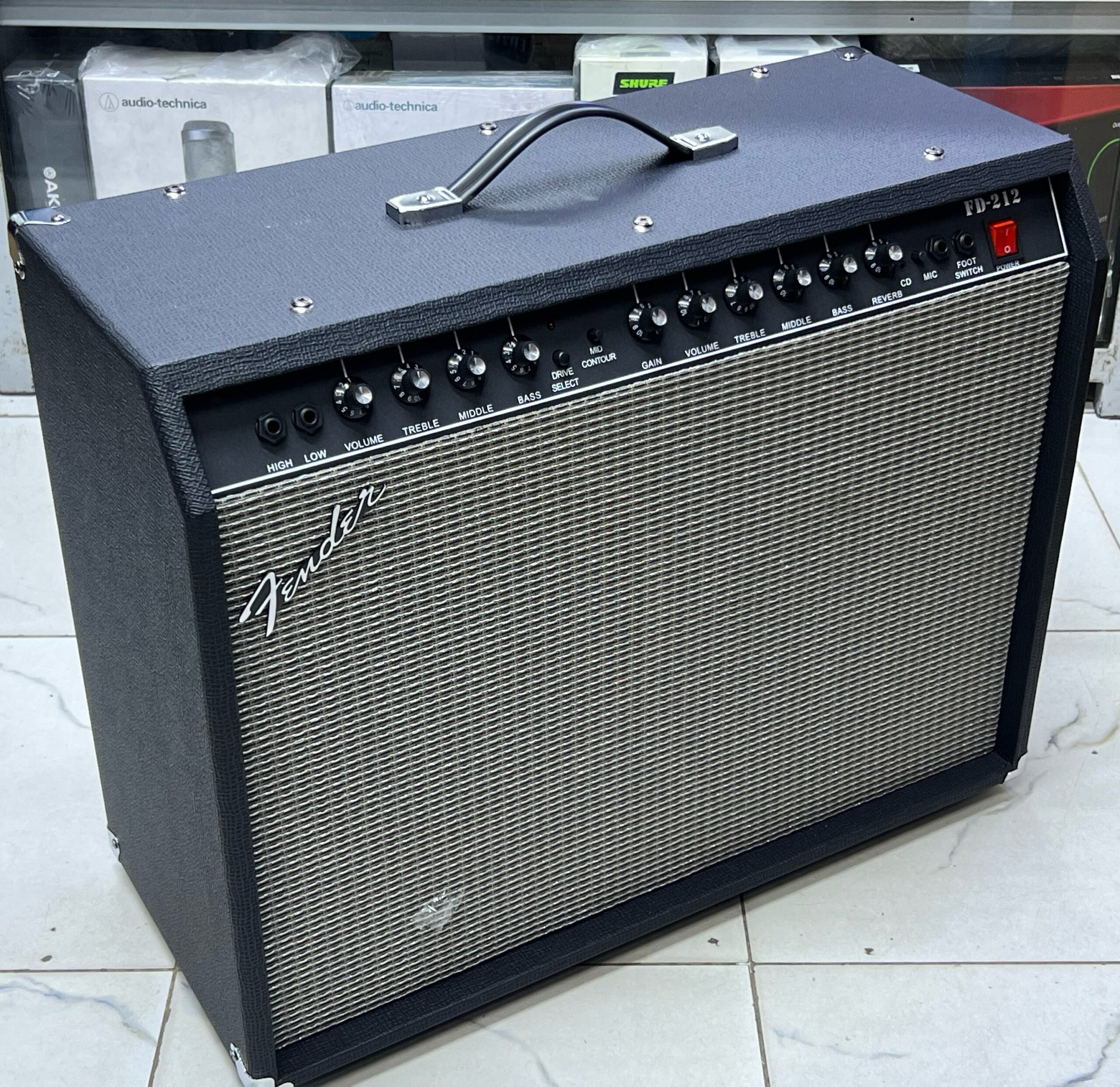 Fender FD-212 Lead Guitar Combo Amplifier